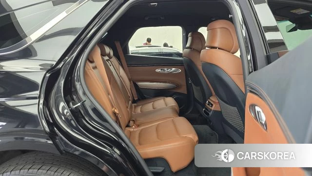 Genesis GV70 2023 Черный из Кореи, фото 2
