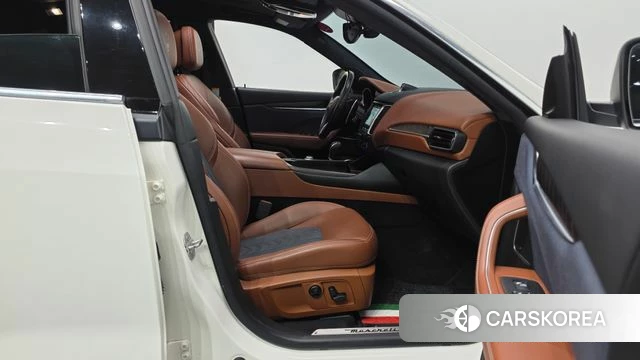 Maserati Levante 2018 Белый из Кореи, фото 2