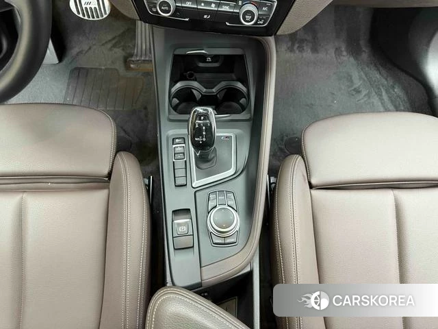BMW X1 2022 Белый из Китая, фото 2