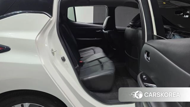 Nissan Leaf (ZE1) 2019 Белый из Кореи, фото 2