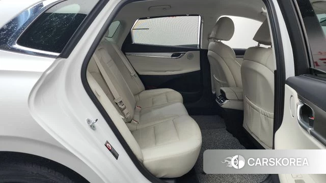 Hyundai The New Grandeur IG Hybrid 2022 Белый из Кореи, фото 2