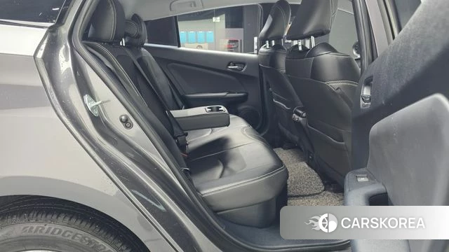 Toyota Prius 4th Generation 2018 Серый из Кореи, фото 2