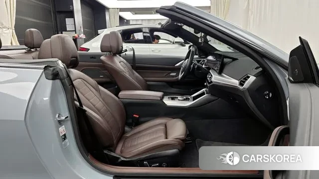 BMW 4 Series (G22) 2024 Серебристо-серый из Кореи, фото 2