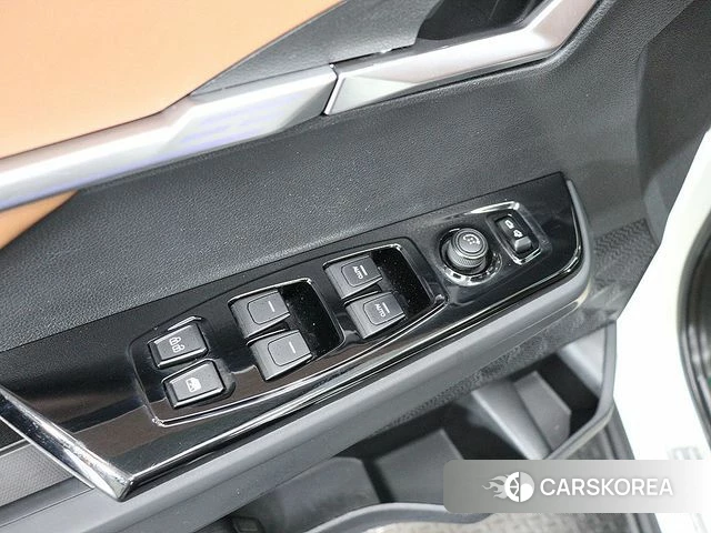 Ssangyong The New Torres 2024 Белый из Кореи, фото 2