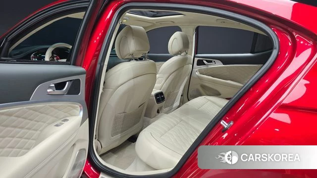 Genesis G70 2019 Красный из Кореи, фото 2