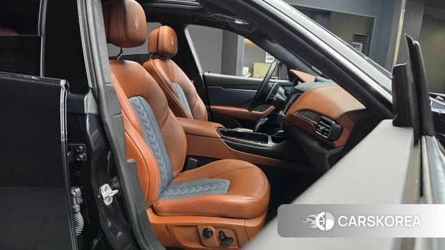 Maserati Levante 2020 Черный из Кореи, фото 2