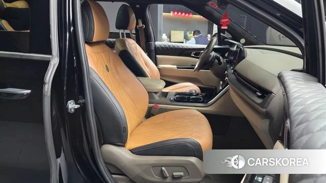 Kia Carnival 4th generation 2022 Черный из Кореи, фото 2
