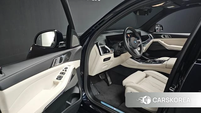 BMW X5 (G05) 2025 Черный из Кореи, фото 2