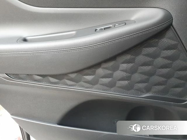 Hyundai The New Santa Fe 2021 Белый из Кореи, фото 2