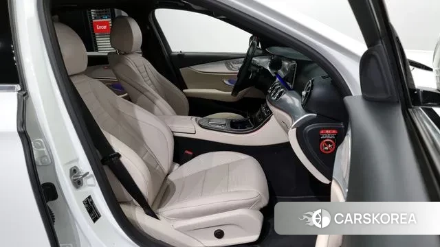 Mercedes-Benz E-Class W213 2021 Белый из Кореи, фото 2