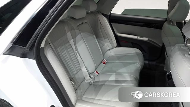 Hyundai Grandeur (GN7) 2024 Белый из Кореи, фото 2