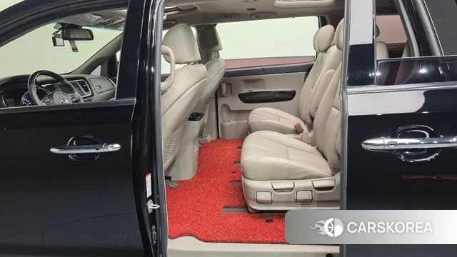 Kia The New Carnival 2019 Черный из Кореи, фото 2