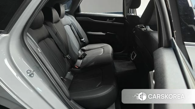 Kia The New K5 3rd generation 2023 Серый из Кореи, фото 2
