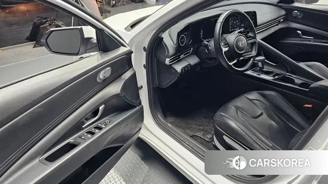 Hyundai Avante Hybrid (CN7) 2021 Белый из Кореи, фото 2