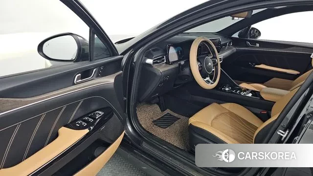 Kia K5 3rd generation 2021 Серый из Кореи, фото 2