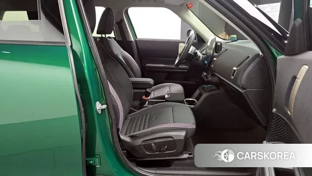 Mini Cooper S Countryman 3rd Generation 2024 Зеленый из Кореи, фото 2