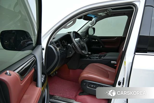 Lexus LX 2022 Белый из Китая, фото 2