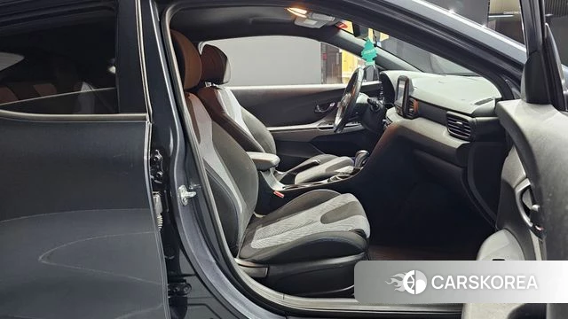 Hyundai Veloster (JS) 2018 Серый из Кореи, фото 2