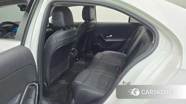 Mercedes-Benz A-Class W177 2020 Белый из Кореи, фото 2