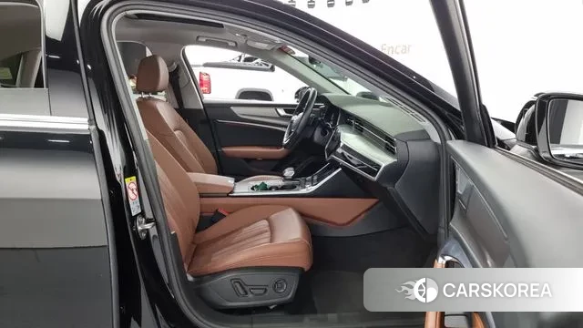 Audi A6 (C8) 2020 Черный из Кореи, фото 2