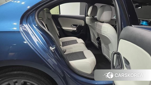 Mercedes-Benz A-Class W177 2020 Синий из Кореи, фото 2