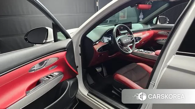 Genesis GV70 2022 Белый из Кореи, фото 2