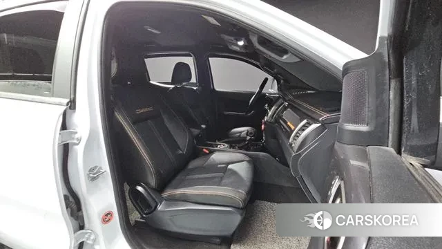 Ford Ranger 3rd Generation 2021 Белый из Кореи, фото 2