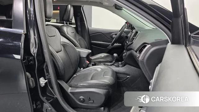 Jeep Cherokee (KL) 2019 Черный из Кореи, фото 2