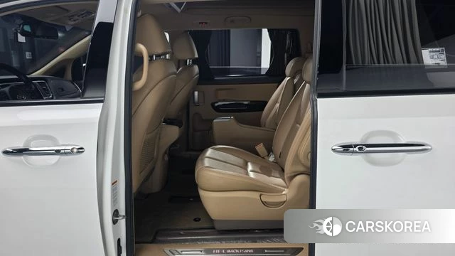 Kia The New Carnival 2019 Белый из Кореи, фото 2