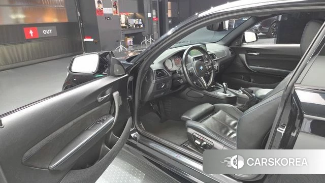 BMW M2 (F87) 2018 Черный из Кореи, фото 2