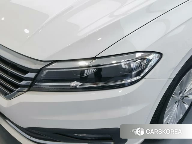 Volkswagen Lavida 2020 Белый из Китая, фото 2