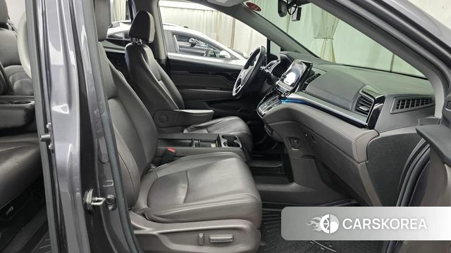 Honda Odyssey 2019 Серый из Кореи, фото 2