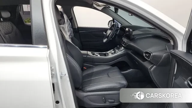 Hyundai The New Santa Fe 2023 Белый из Кореи, фото 2