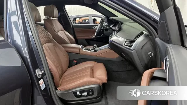 BMW X6 (G06) 2022 Серый из Кореи, фото 2