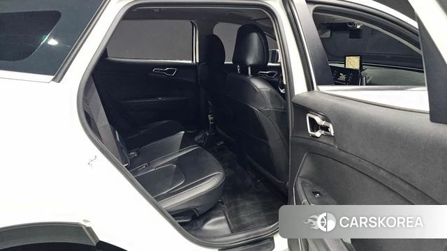 Kia Sportage 5th Generation 2022 Белый из Кореи, фото 2