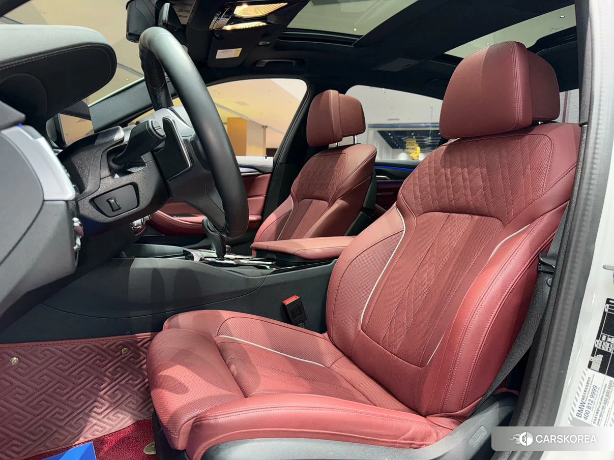 BMW 5 series 2022 Белый из Китая, фото 2