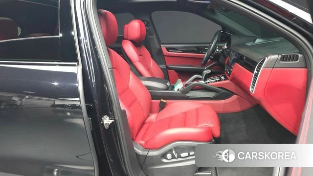 Porsche Cayenne (PO536) 2020 Черный из Кореи, фото 2