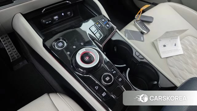 Kia Sportage 5th Generation 2023 Белый из Кореи, фото 2