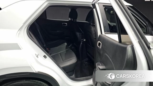 Hyundai Venue 2022 Белый из Кореи, фото 2