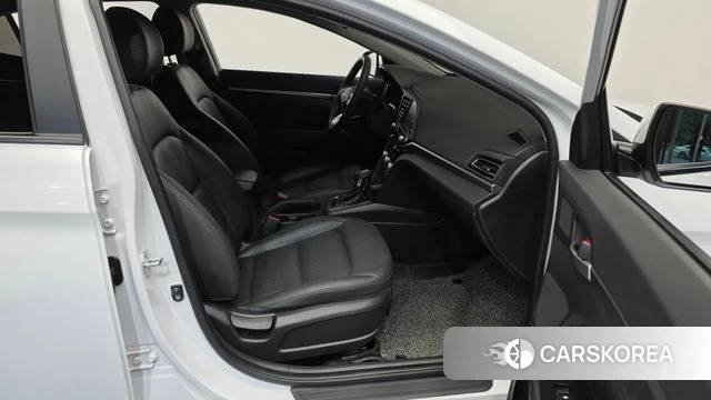 Hyundai The New Avante AD 2019 Белый из Кореи, фото 2