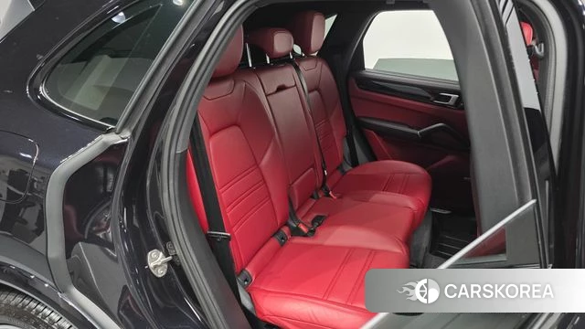 Porsche Cayenne (PO536) 2021 Черный из Кореи, фото 2