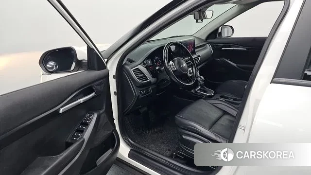 Kia Seltos 2020 Белый из Кореи, фото 2