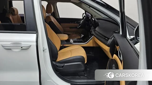 Kia Carnival 4th generation 2022 Белый из Кореи, фото 2