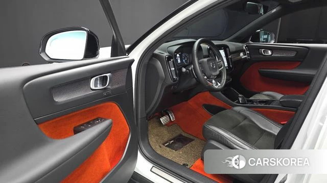 Volvo XC40 2018 Белый из Кореи, фото 2