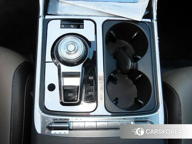 Kia The New Carnival 4th Generation 2024 Черный из Кореи, фото 2