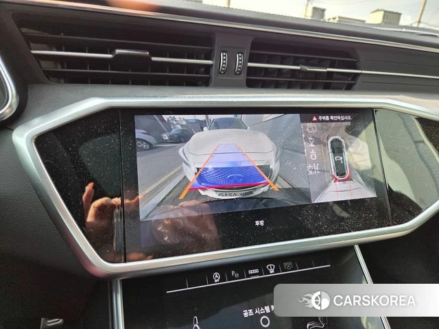 Audi RS6 (C8) 2024 Черный из Кореи, фото 2