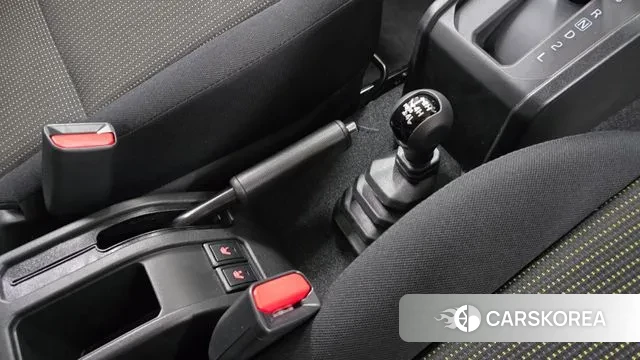 Suzuki Jimny 2025 Черный из Кореи, фото 2