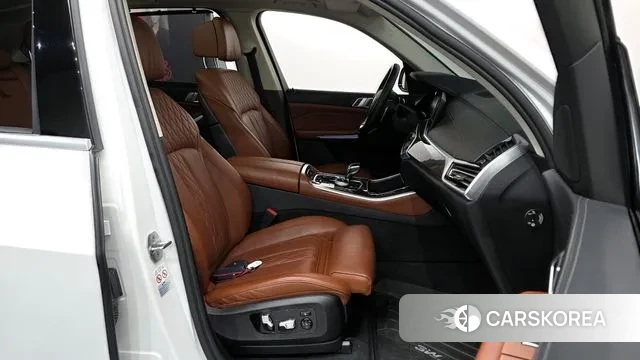 BMW X5 (G05) 2022 Белый из Кореи, фото 2