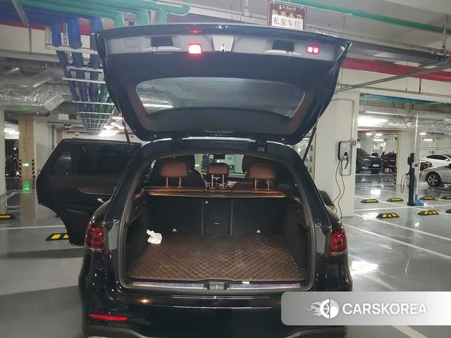 Mercedes-Benz GLC 2021 Зеленый из Китая, фото 2