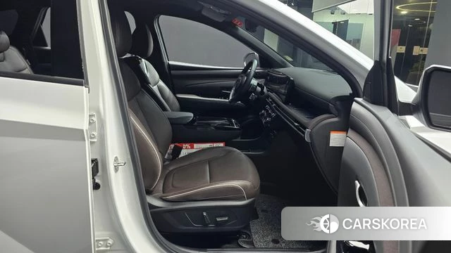 Hyundai The New Tucson Hybrid (NX4) 2024 Белый из Кореи, фото 2